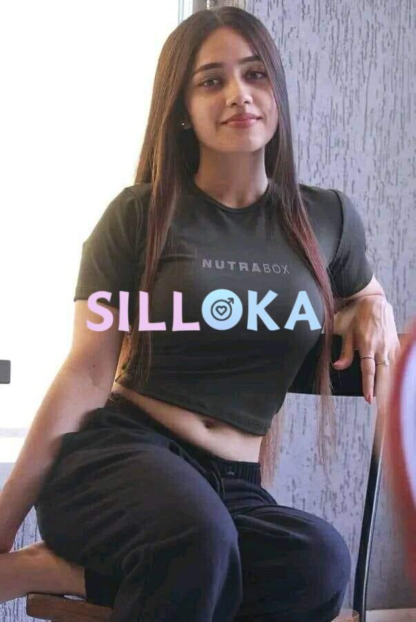 I am a Call Girl in Delhi with A Perfect Alluring Round Shaped Body